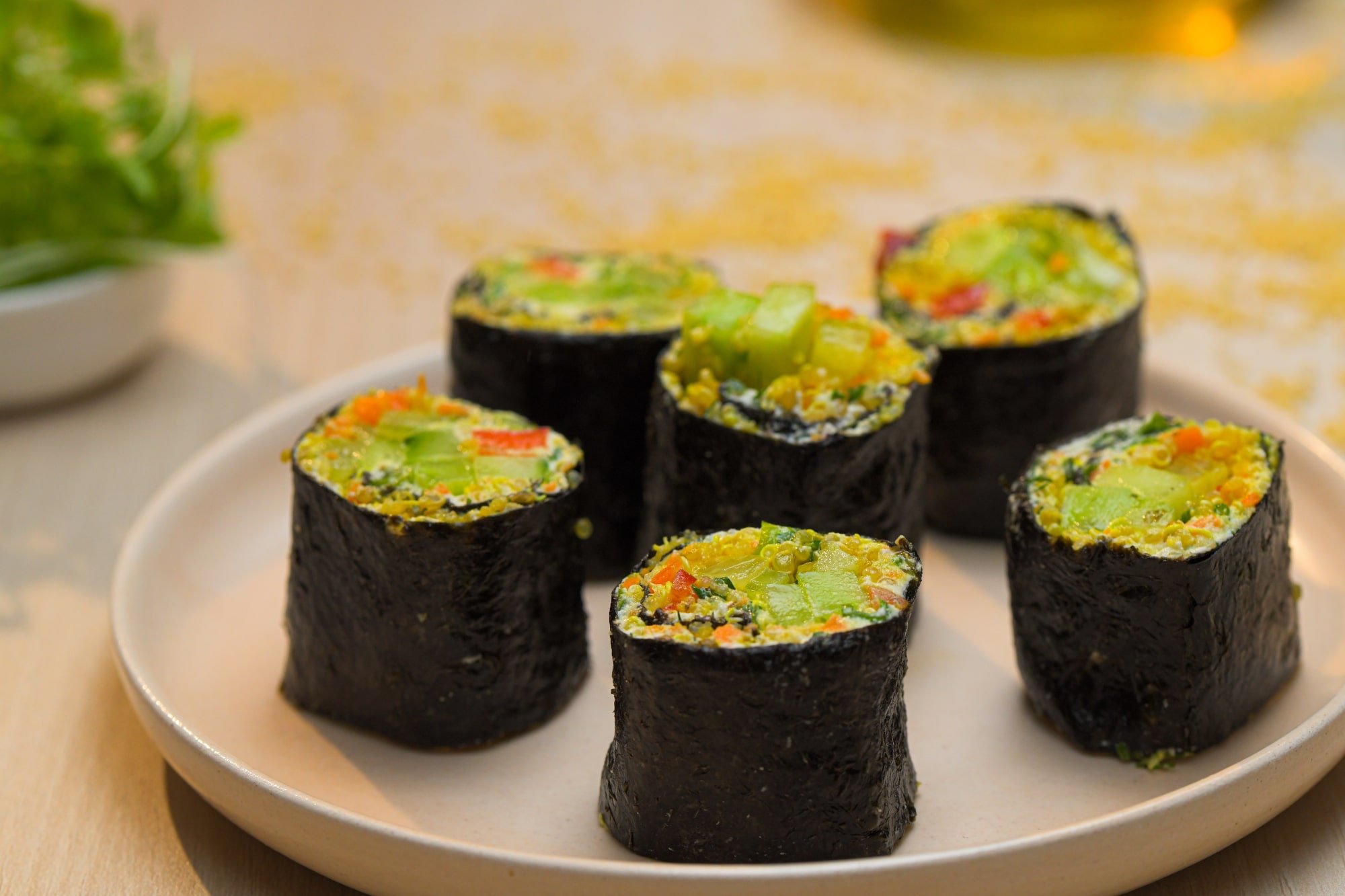 rulouri cu quinoa si alge nori - rawdia - 01-min